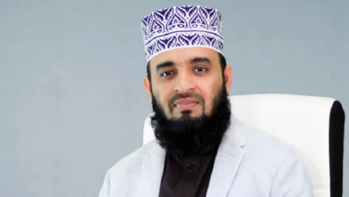 দীর্ঘদিন পর দেশে ফিরেছেন জনপ্রিয় ইসলামি আলোচক মাওলানা মিজানুর রহমান আজহারী। দেশের মাটিতে পা রাখতে পেরে বেশ উচ্ছ্বসিত তিনি।